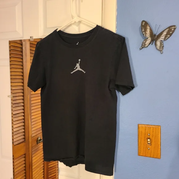 Jordan Black T-Shirt - Picture 4 of 10